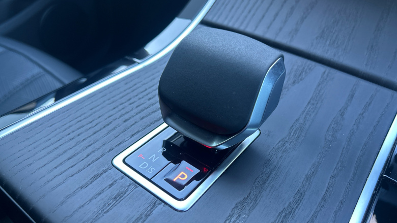 Land Rover Range Rover Evoque 2.0 D200 Autobiography 5dr Auto [Revised] Diesel Hatchback